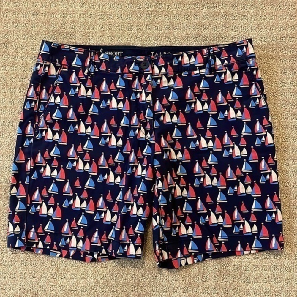 Talbots The Weekend Short with Sailboats